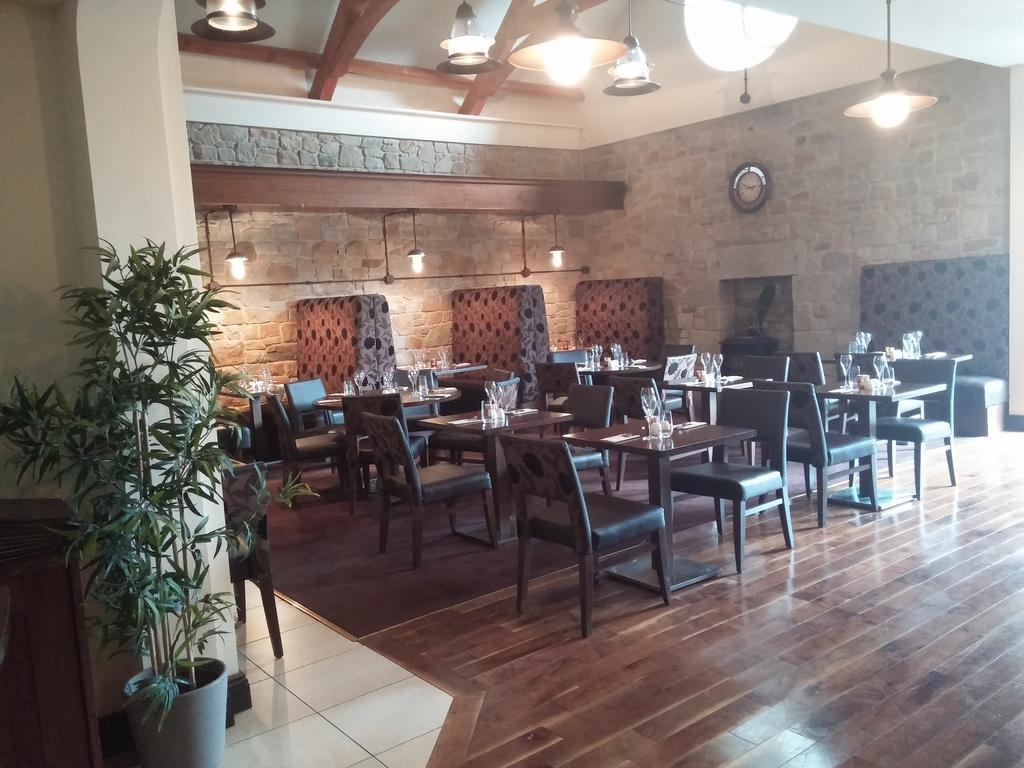 Meath Arms Country Inn Aughrim Exterior photo